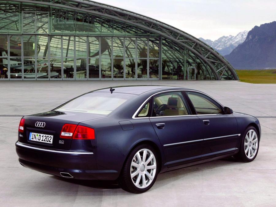  Audi A8 L 6.0 Quattro (D3) 2005 года  (фото 4 из 21)